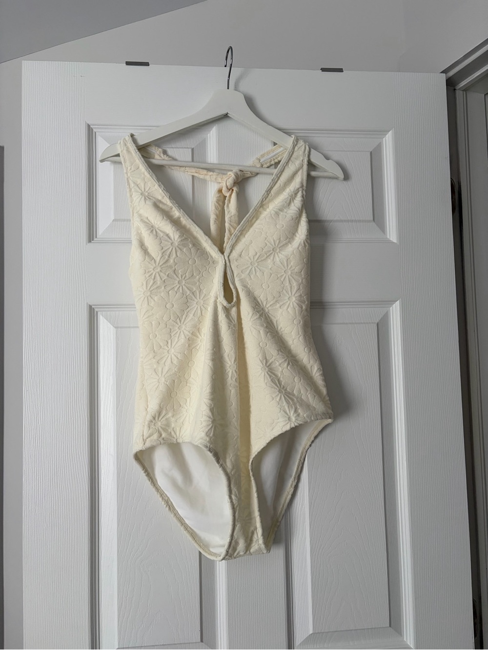 Cupshe Cream Textured One-Piece Swimsuit